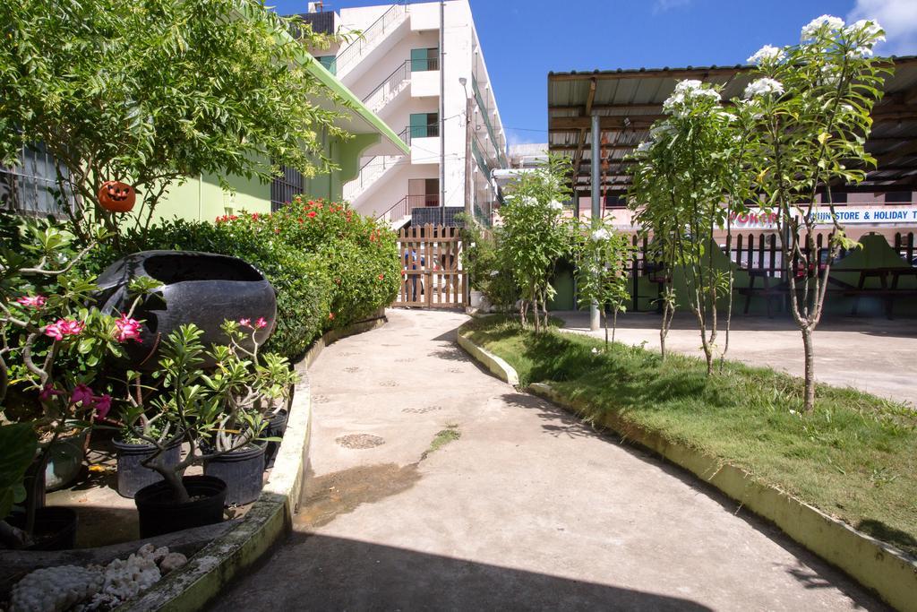 G.T. Guest House Garapan Εξωτερικό φωτογραφία